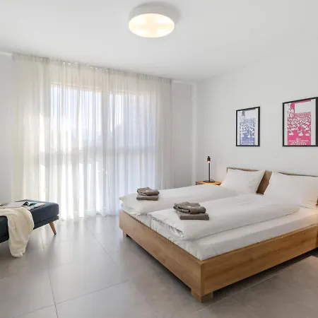 Апартаменты Loctowers A3-3-1 By Interhome