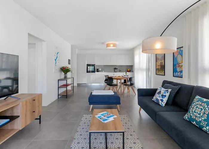 Loctowers A3-3-1 By Interhome לוקרנו